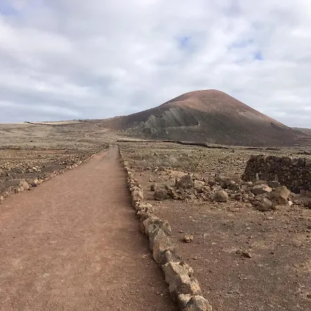 Annunaki 빌라 라하레스