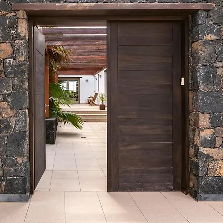 Annunaki Villa *