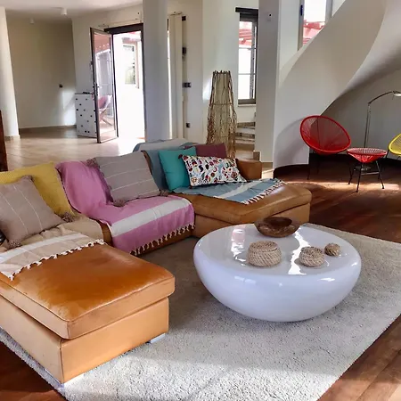 Villa Annunaki Lajares