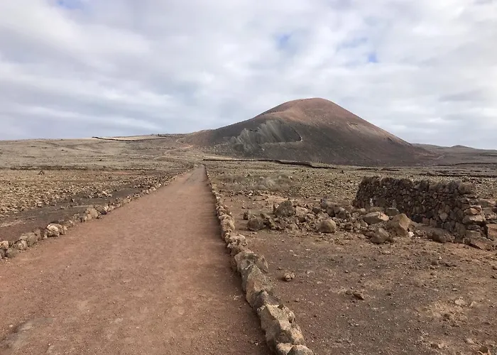 Annunaki Вилла Лахарес